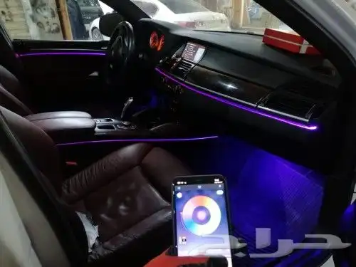تركيب لد 64 لون على سيارة BMW X6 0