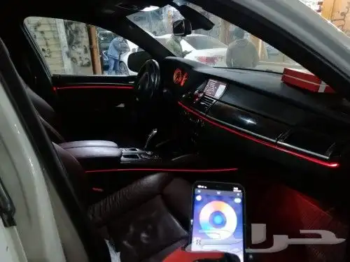 تركيب لد 64 لون على سيارة BMW X6 1