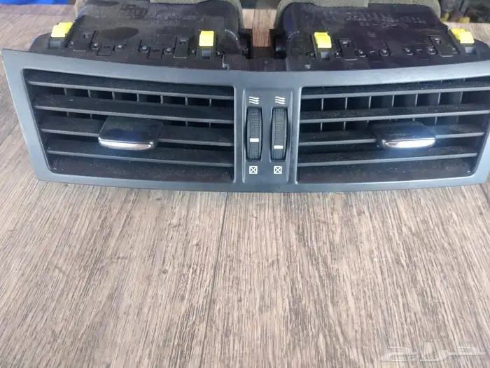 قطع غيار لكزس 4