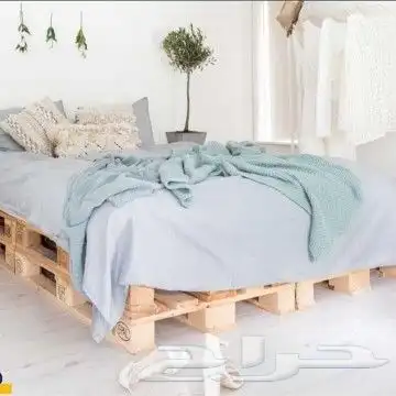 2 رقم سرير كلاسيكي من الطبليات الخشبيه 7