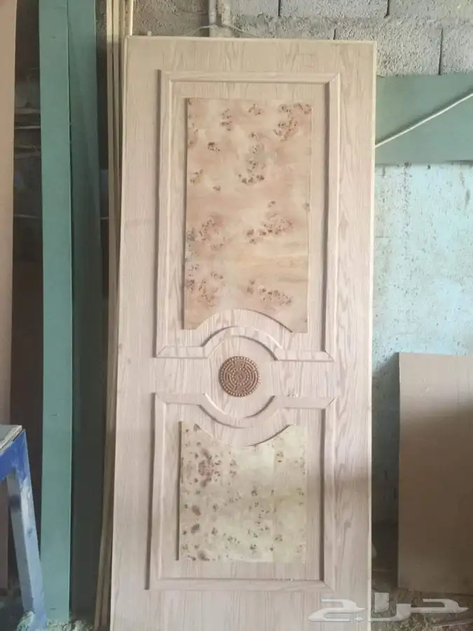 مؤسسه لتصنيع الابواب الخشب والالومنيوم0 19