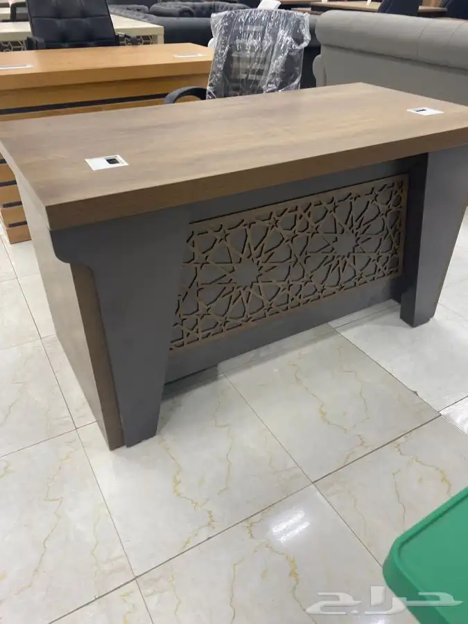 اطقم مكاتب كبيرة فخمة إدارية مع الكراسي 24