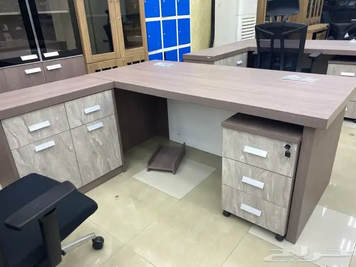 اطقم مكاتب كبيرة فخمة إدارية مع الكراسي 27