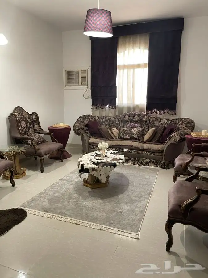 كنب المطلق 5 قطع مع الطاولات للبيع 5