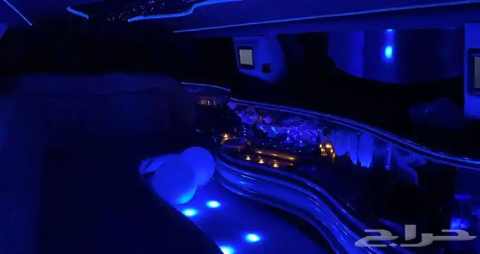 ليمو vip ليموزين توصيل مطار مناسبة احتفال زواج عيد ميلاد 15