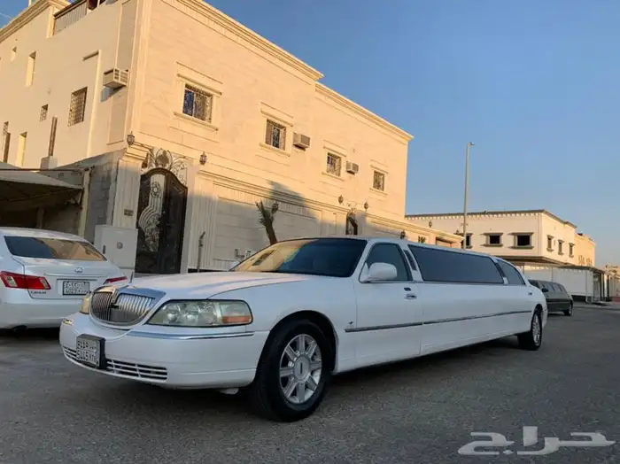 ليمو vip ليموزين توصيل مطار مناسبة احتفال زواج عيد ميلاد 26