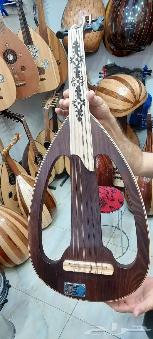 آلة العود الموسيقي كهربائي للصانع مراد التركي 8