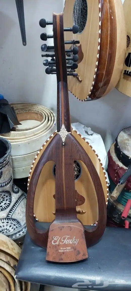 آلة العود الموسيقي كهربائي للصانع مراد التركي 4