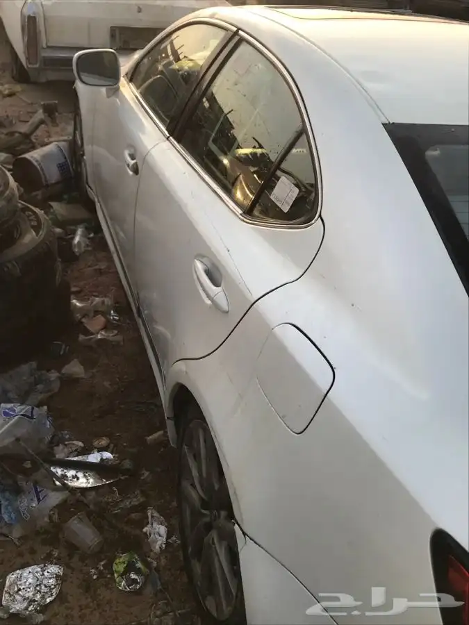 قطع غيار تشليح لكزس is 250 موديل 2008 4