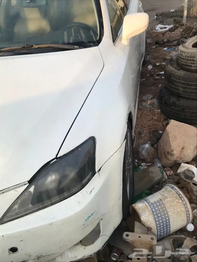 قطع غيار تشليح لكزس is 250 موديل 2008 9