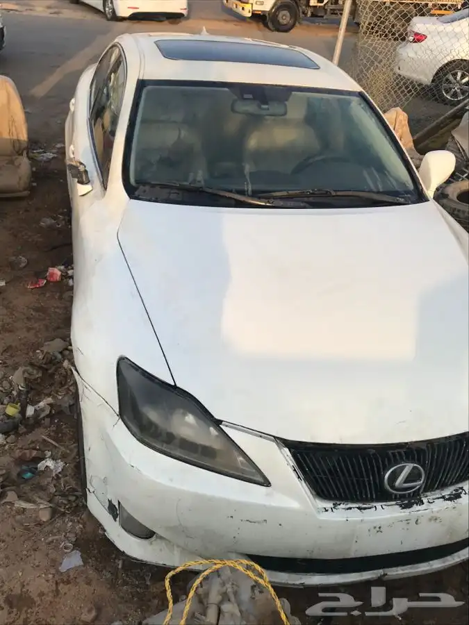 قطع غيار تشليح لكزس is 250 موديل 2008 6