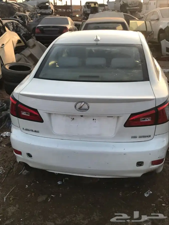 قطع غيار تشليح لكزس is 250 موديل 2008 0