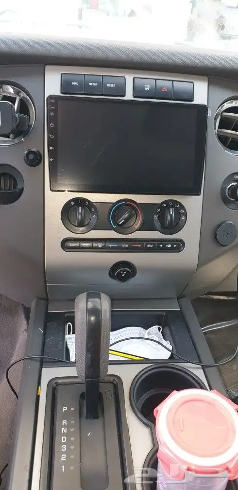 شاشه فورد اكسبيديشن 2014 مع كامره خلفيه 2