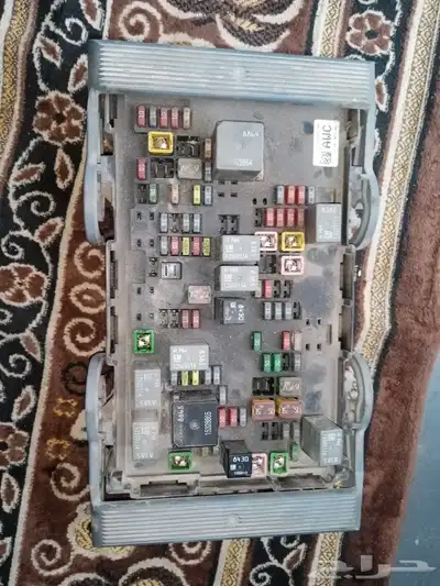 علبة فيوز تاهو 2007 2014 (AWC) 1