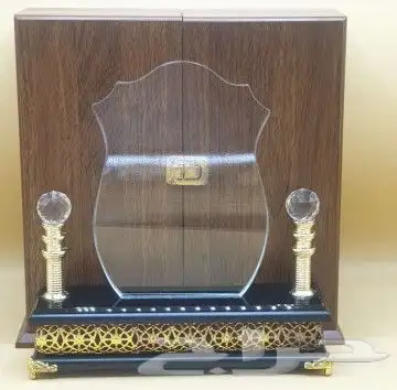 دروع كريستال 26