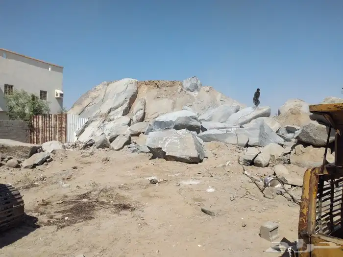 بوكلين معلم حجر وتخريم صخور 7