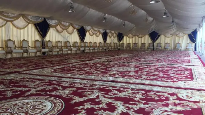 سجاد وكراسي ملكي وسجاد الخزامى البنفسجي للتأجير بجدة 3