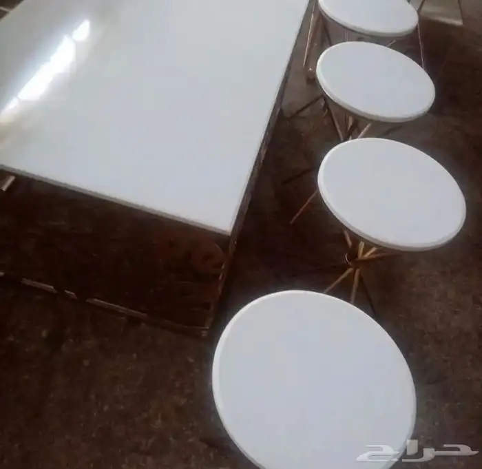 تفصيل طاولات وكنب حسب الرغبه 11