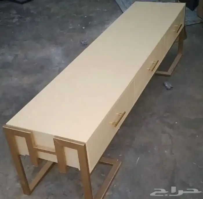 تفصيل طاولات وكنب حسب الرغبه 3