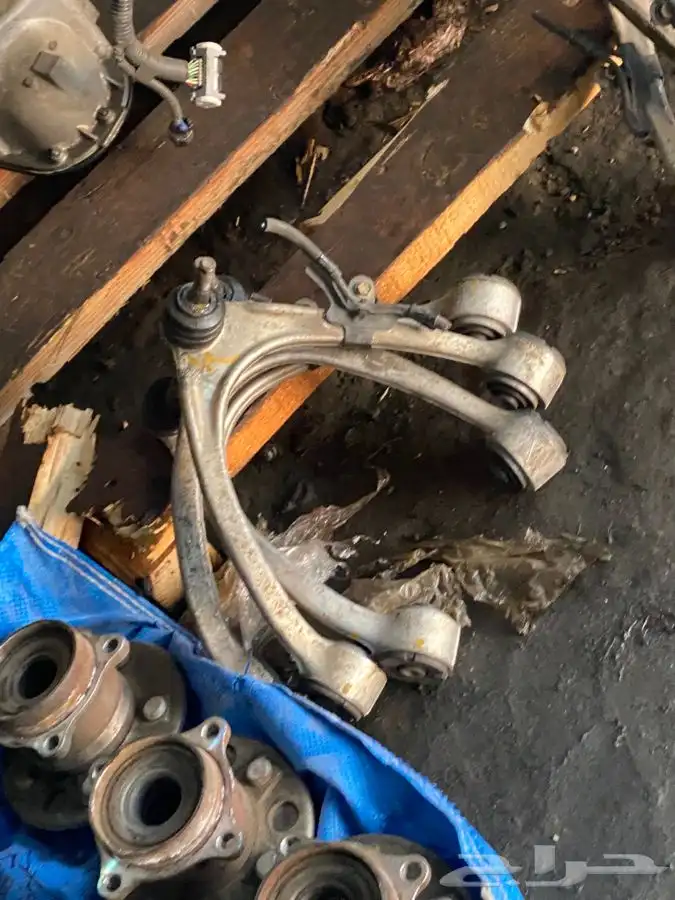 قطع لكزس مستورد جميع الفئات Lexus is ls460 ls430 ls400 15