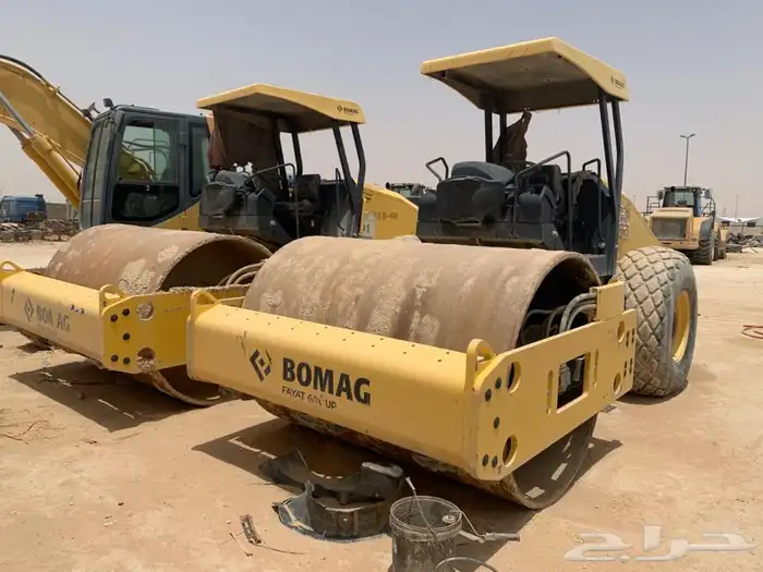 ايجار فرادة بوكلين قشاطة اسفلت 4