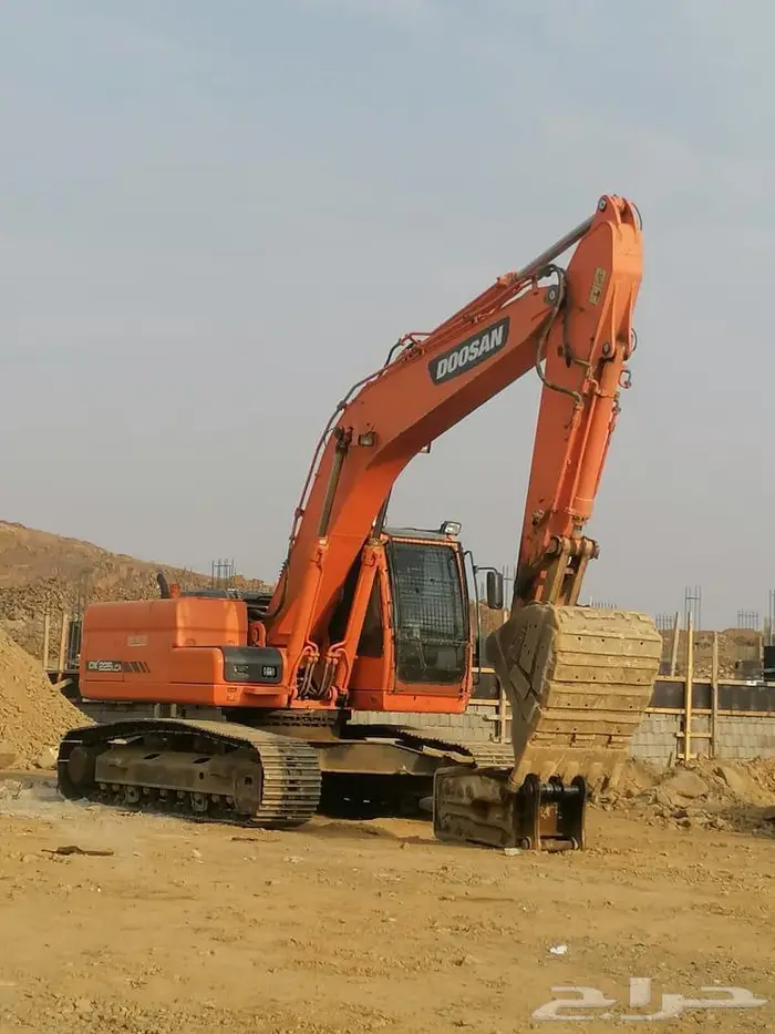 بوكلينات للايجار بالمتر وقطوعه الرياض 2