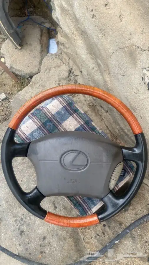 قطع لكزس 400 موديل 99 0