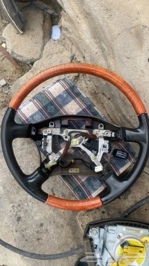 قطع لكزس 400 موديل 99 1