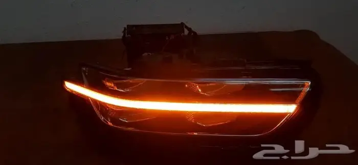 شمعة وكشاف يمين جنسس G90 أصلي مستعمل 2021 3