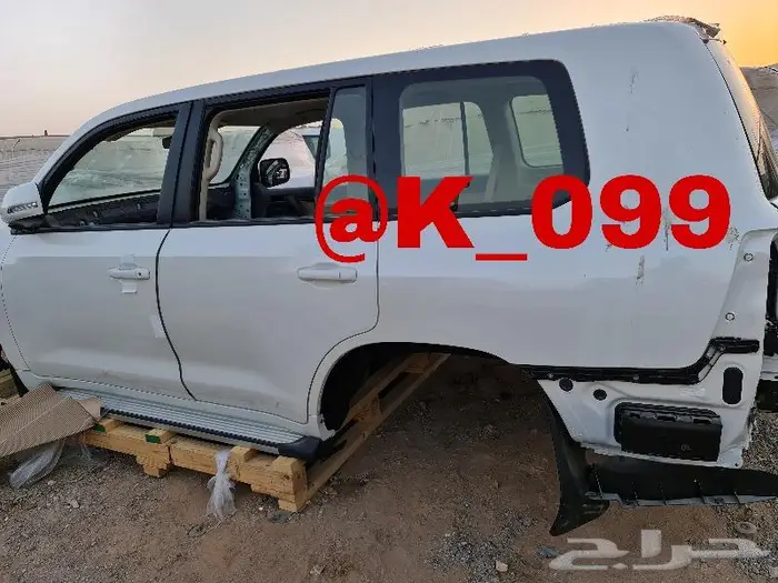 لاندكروزر جديد ومصدوم   GXR جكسار بودي قفش قفص قطع غيار 0