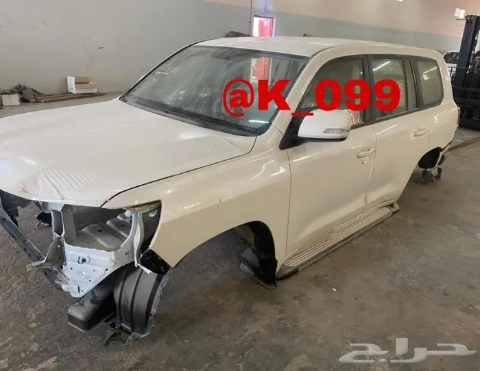 لاندكروزر جديد ومصدوم   GXR جكسار بودي قفش قفص قطع غيار 5