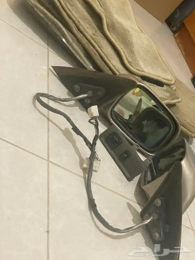 مرايات لكزس جي إس 2003 وقطع اخرئ 3