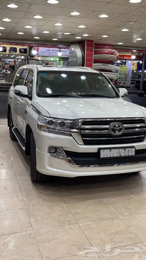 ابوحمد ترهيم لاندكروزرلكزس 11