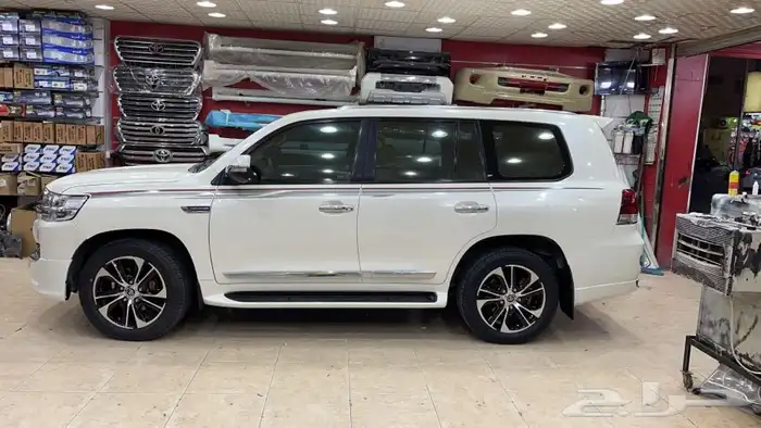 ابوحمد ترهيم لاندكروزرلكزس 12