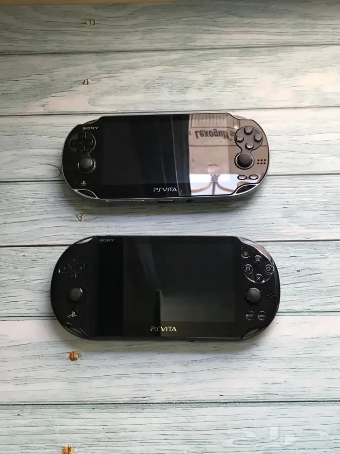 اجهزة بي اس فيتا psp vita للبيع معدلة ب العاب و متجر 7