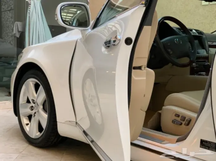 لكزس مخزن فل كامل عداد 46 10