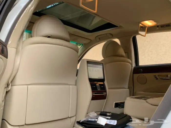 لكزس مخزن فل كامل عداد 46 70