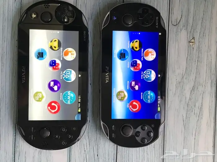 اجهزة بي اس فيتا psp vita للبيع معدلة ب العاب و متجر 3