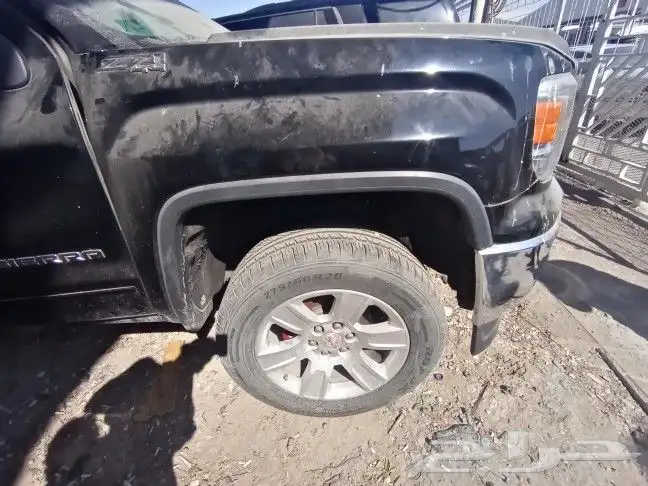 واجهة GMC سيرا اسود 2015 7