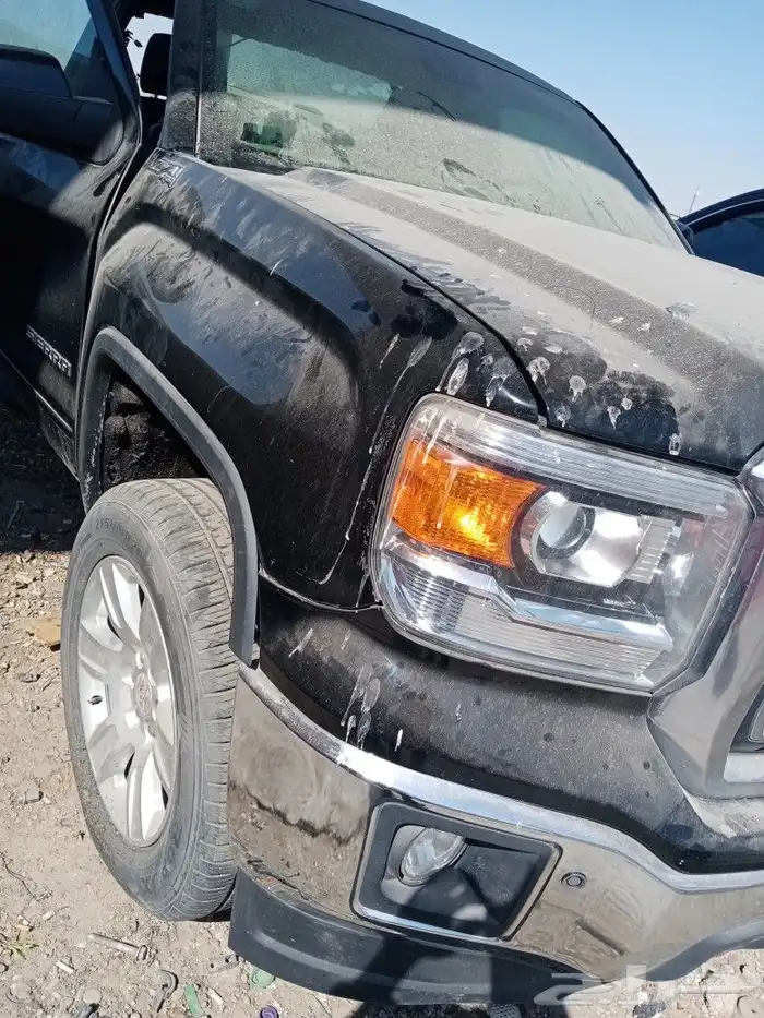 واجهة GMC سيرا اسود 2015 11