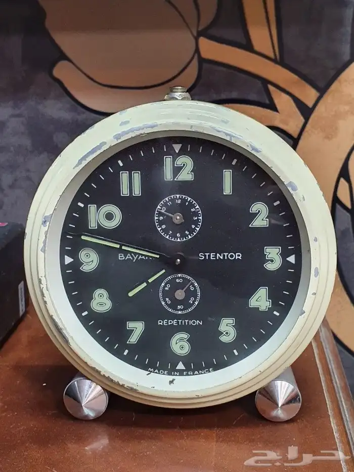 ساعه خراش فرنسيه 1950 م 0