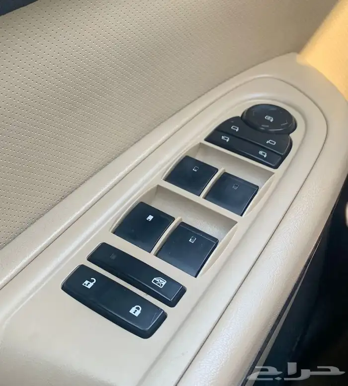 اكاديا فل كامل بحاله ممتازه بدون حوادث او رش اعلي فئه 33