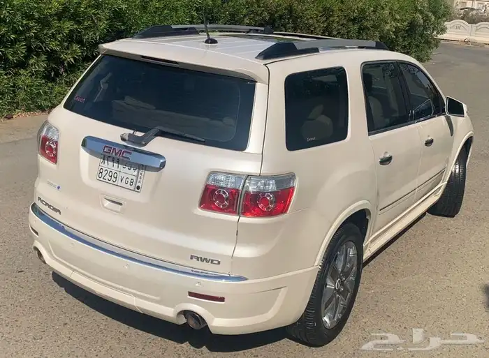 اكاديا فل كامل بحاله ممتازه بدون حوادث او رش اعلي فئه 6