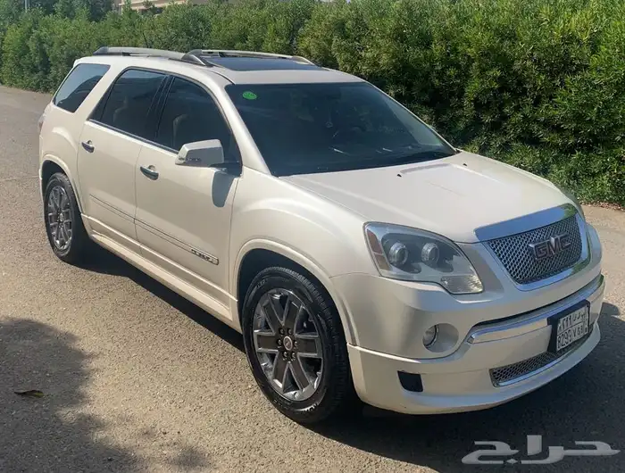 اكاديا فل كامل بحاله ممتازه بدون حوادث او رش اعلي فئه 3