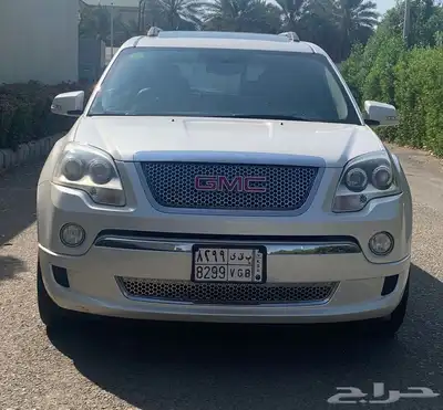 اكاديا فل كامل بحاله ممتازه بدون حوادث او رش اعلي فئه 4