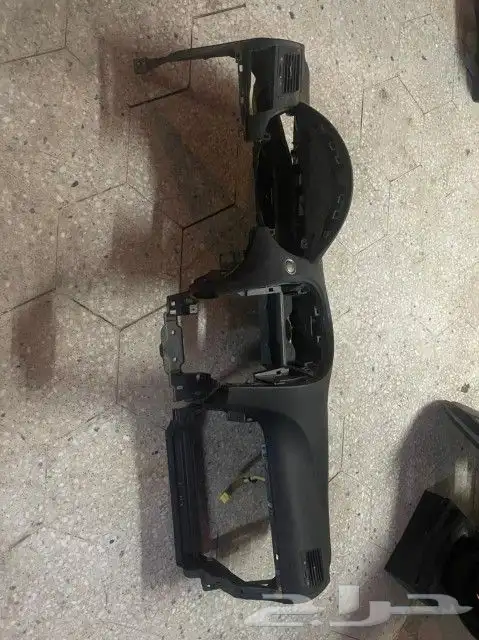 قطع غيار لكزس 2011 17