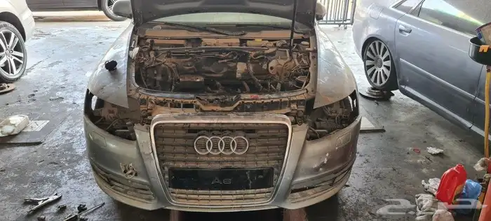 اودي A6 2010 قطع غيار بطانة A8 2011 1
