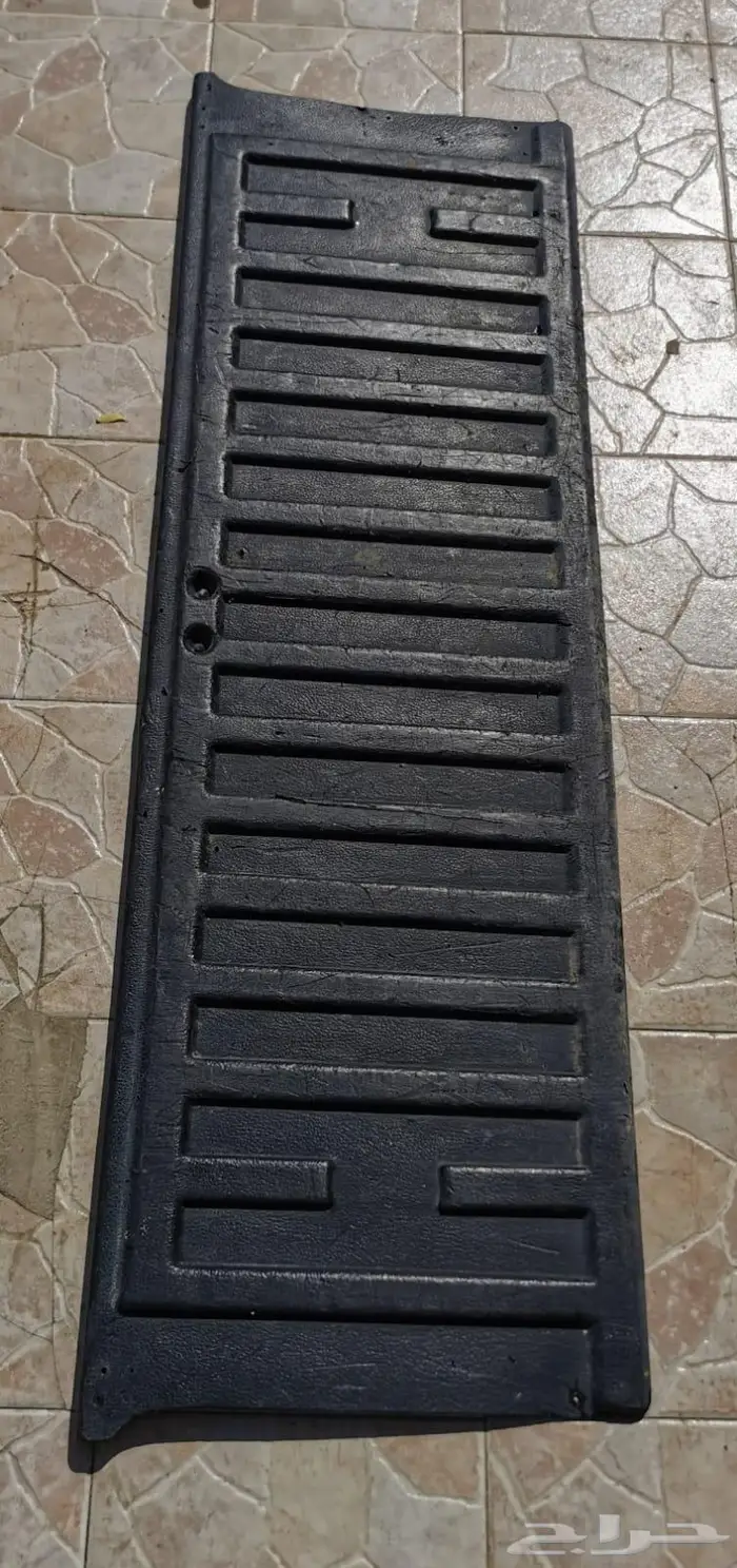 باب صندوق خلفي دودج رام..من95الى2000 2