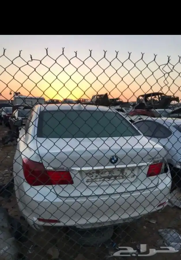 قطع غيار تشليح بي ام 740 موديل 2009 0