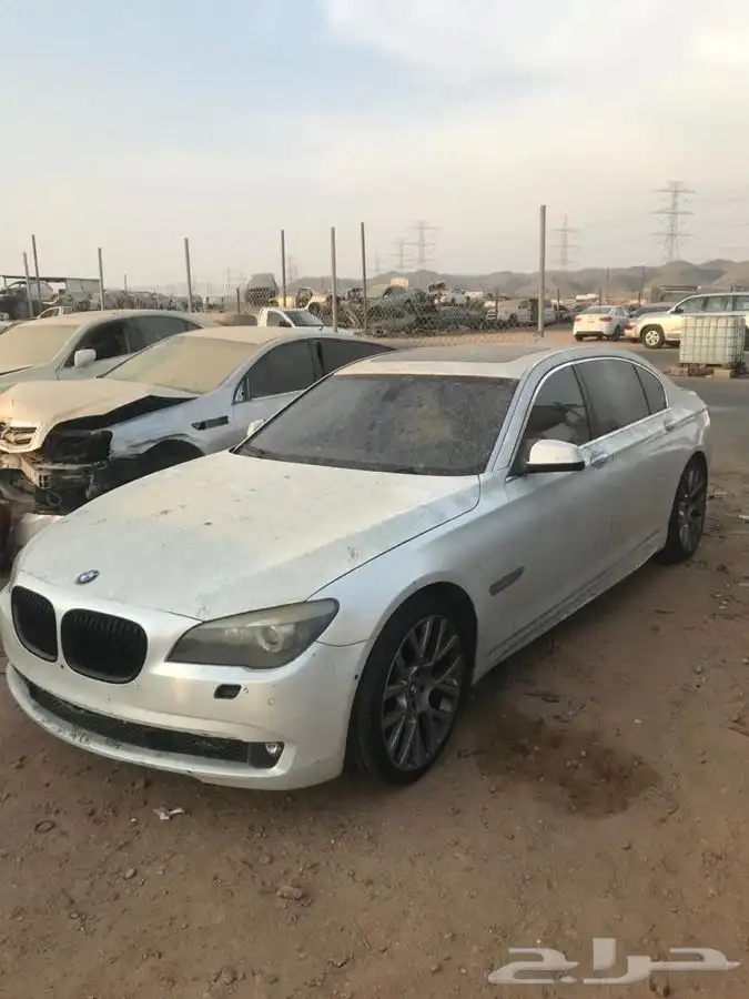 قطع غيار تشليح بي ام 740 موديل 2009 9